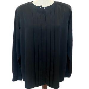 Alfred Dunner Vintage Black Button Down Pleated Blouse. Office Career Size: 16